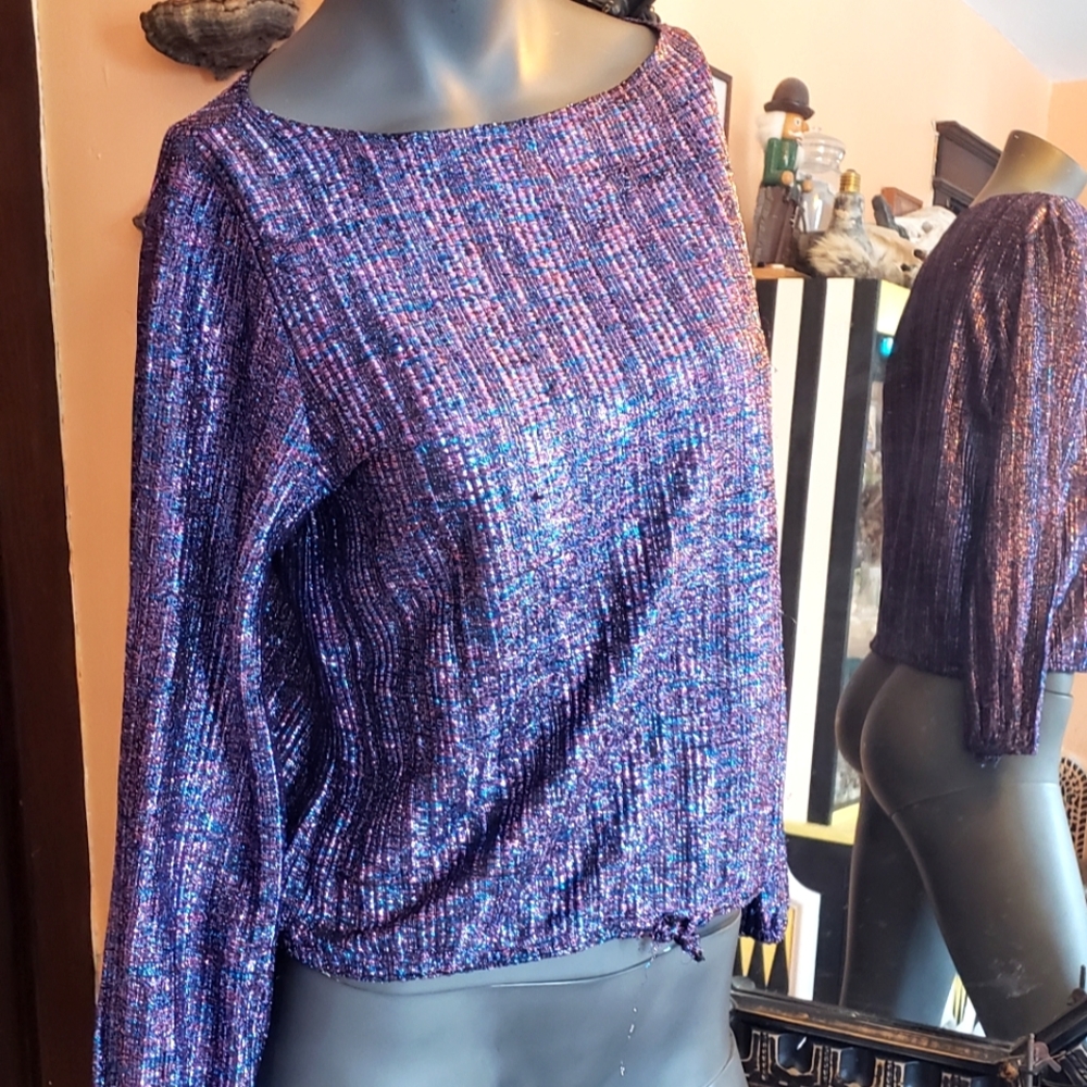 Vintage shiny top